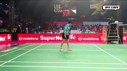 Saina Nehwal beats delhi Acers in lucknow 