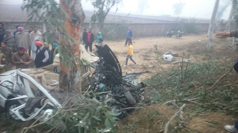Ludhiana accident, car hit to tree, 4 died on the spot