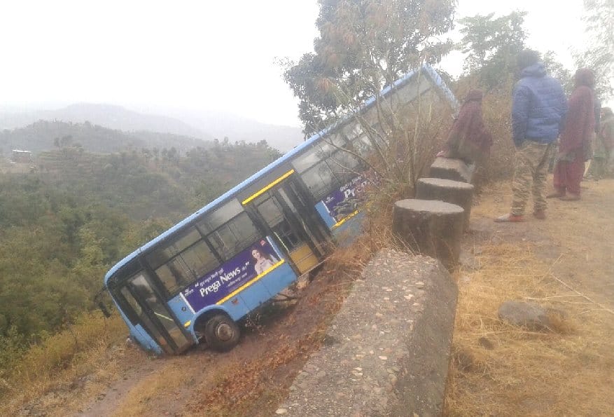 17 Person Injured in HRTC Bus Accident at Bilaspur.