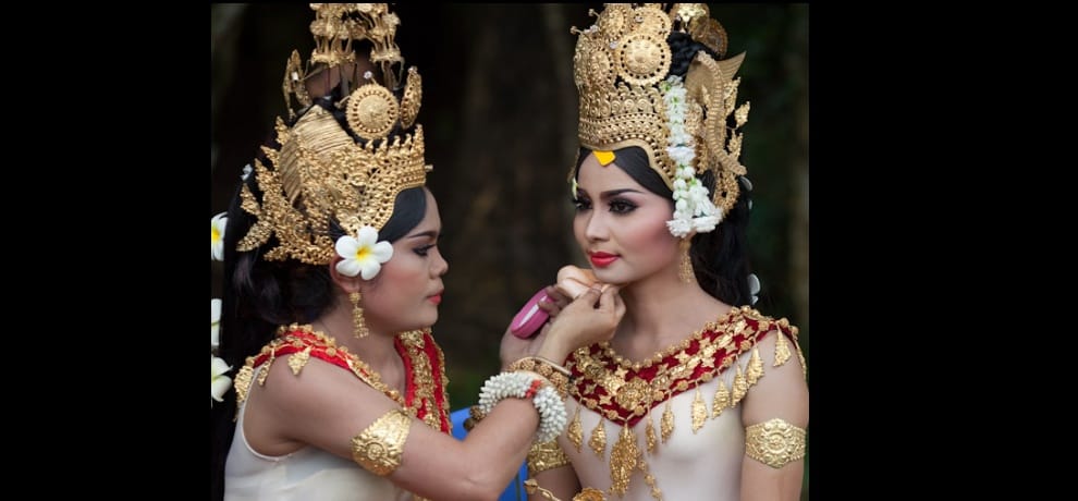 Gods and Kings Apsara dance to delight the mind of seeing us here