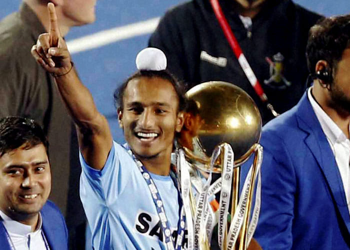 World Cup-winning captain had excellent reception, 