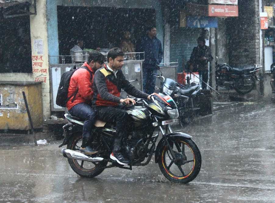 chandigarh weather report for next three days, heavy rain may be