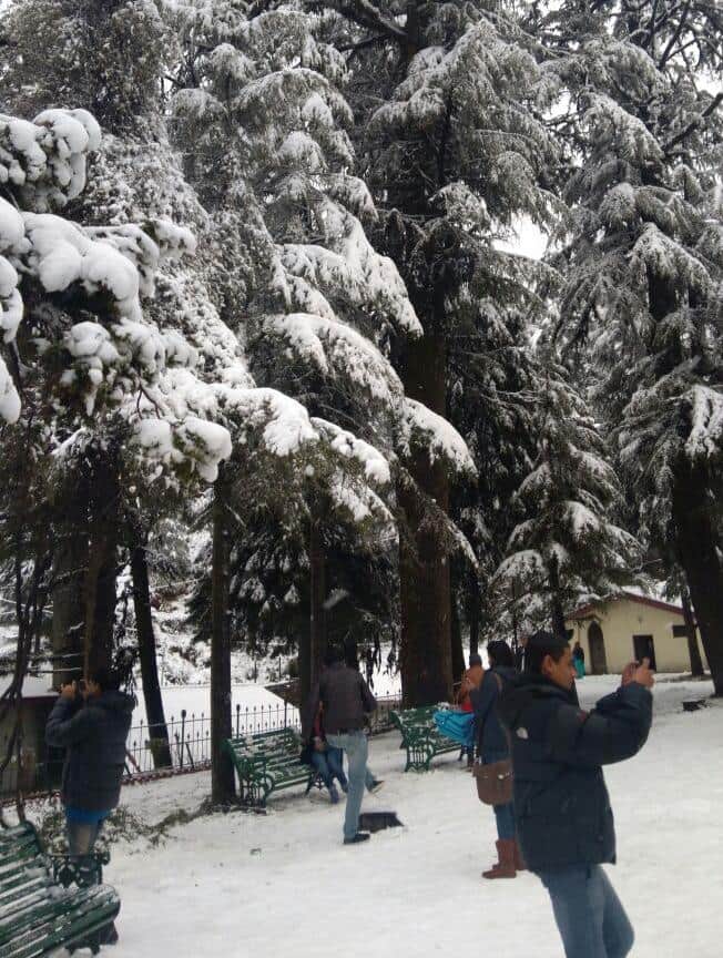 first snowfall in mussoorie in new year.