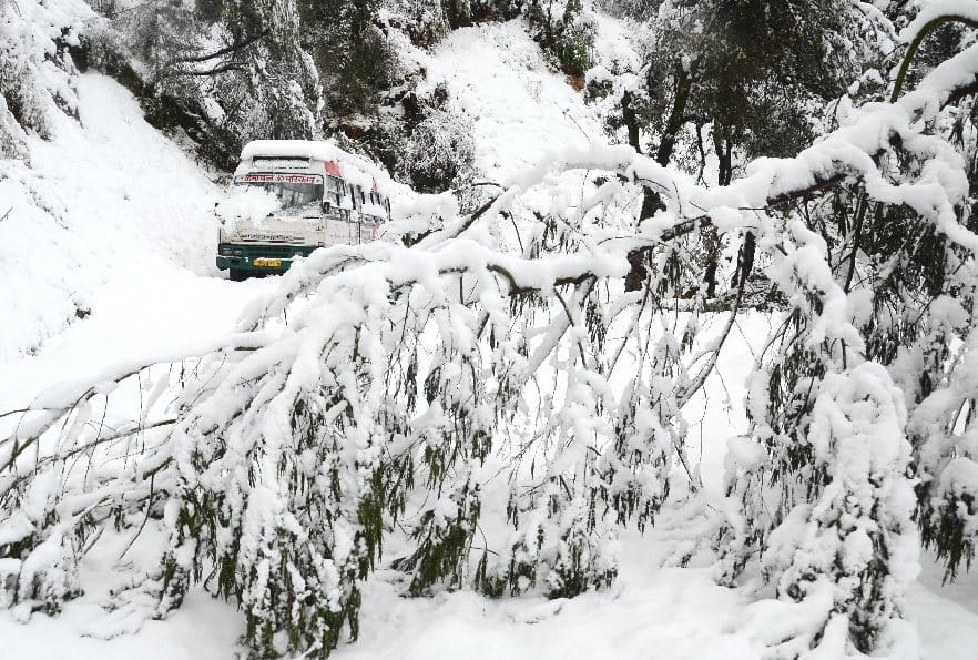 prediction of snowfall in himachal for two days