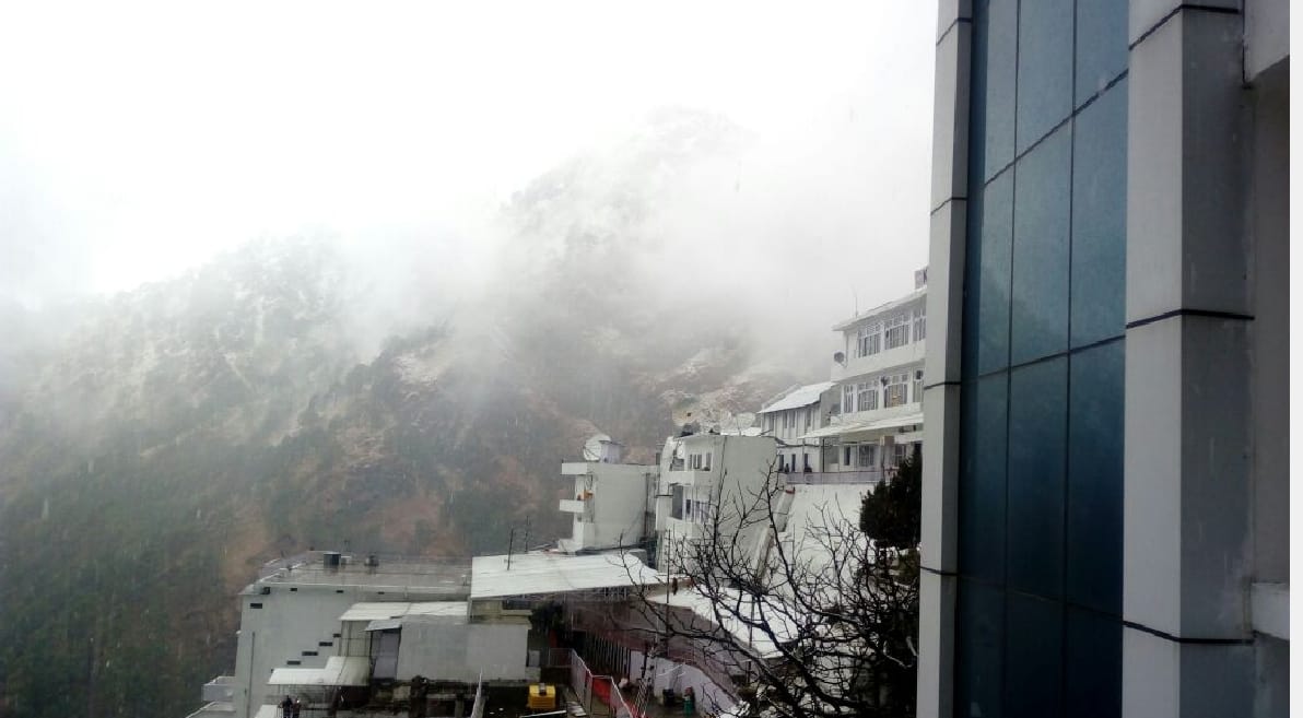 snowfall in vaishno devi