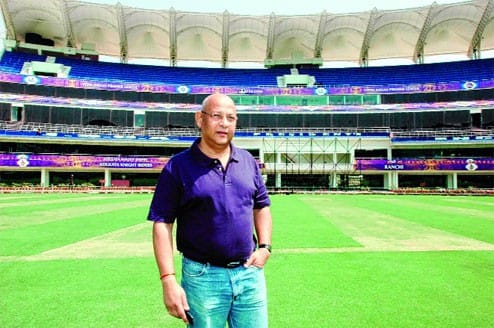 Amitabh chaudhry is person behind Dhoni's Resignation As India's T-20 And One Day Captain
