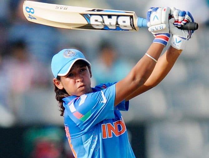 harmanpreet kaur might lose punjab police dsp post due to fake degree