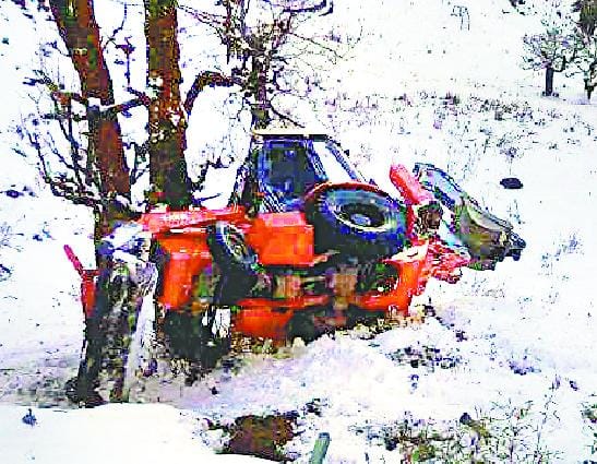 JCB started crashing into snow removal