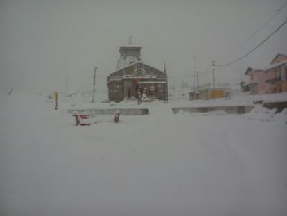 heavy snowfall and rain alert in uttarakhand