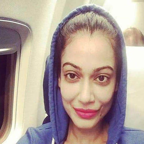 payal rohatgi said that she was offloaded from flight as she is hindu