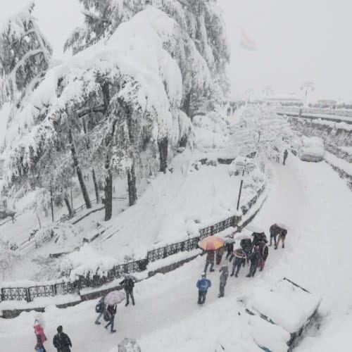 Blackout In Himachal Due To Heavy Snowfall