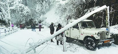 power supply water supply yet not restored in himachal after Heavy snowfall