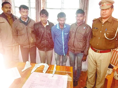 Mlwan Asothr were arrested for theft accused