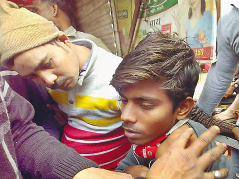 Jhrkhuran young man hit by gang