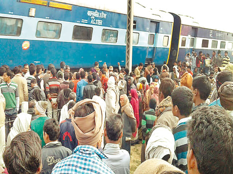 Police suspect the story, tried to stop the train