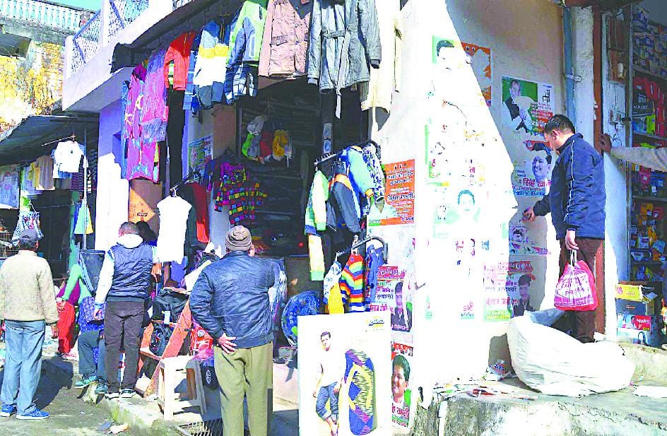 Billboards and posters of political parties, authorities deleted