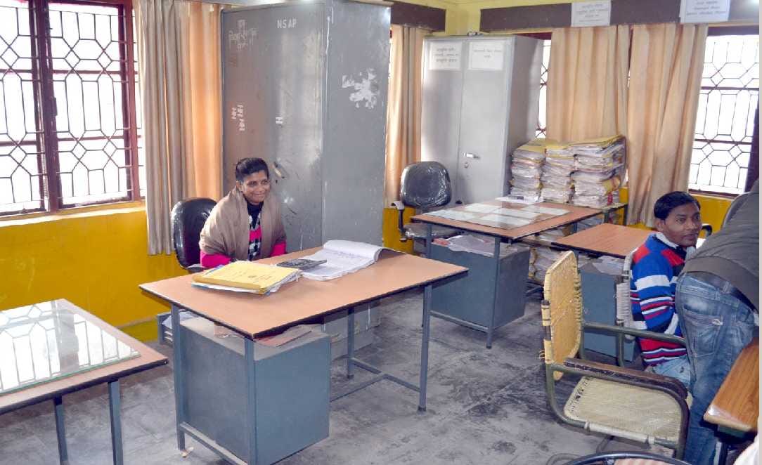 After the announcement of election silence in building development