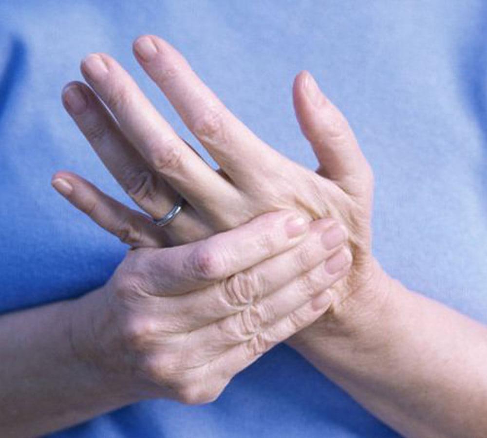 cracking knuckles habit good or bad
