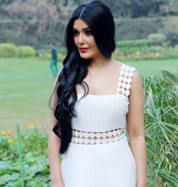 This actress's career was ruined because of her surgery