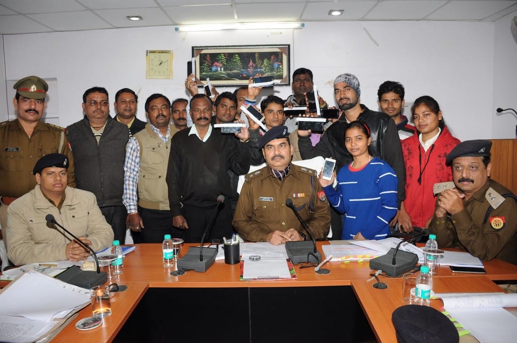 Police found 11 mobile phones which has been lost
