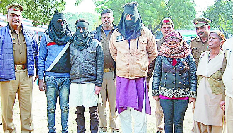 Gang arrested