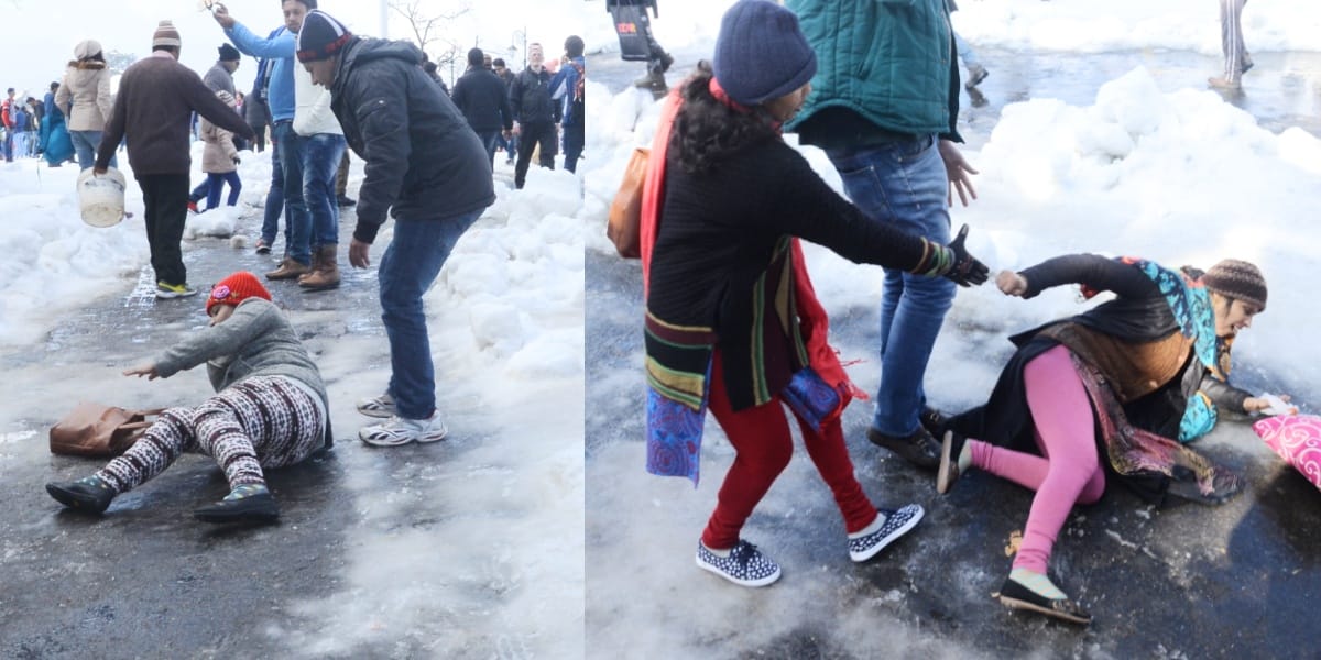 funny pictures in heavy snowfall in himachal