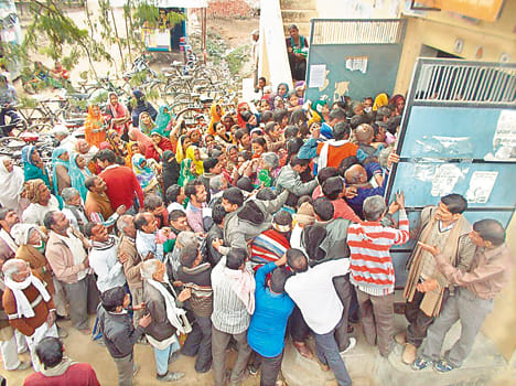Bank scuffle two women unconscious