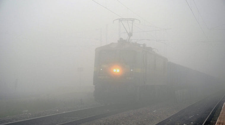 trains schedule late due to fog 