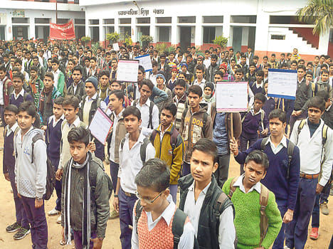 NCC cadets and students of the polling message