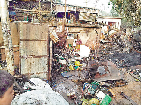 Half a dozen shops on fire, the loss of half a million