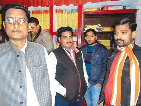 BJP leaders arrested, including the driver, Scorpio Seas