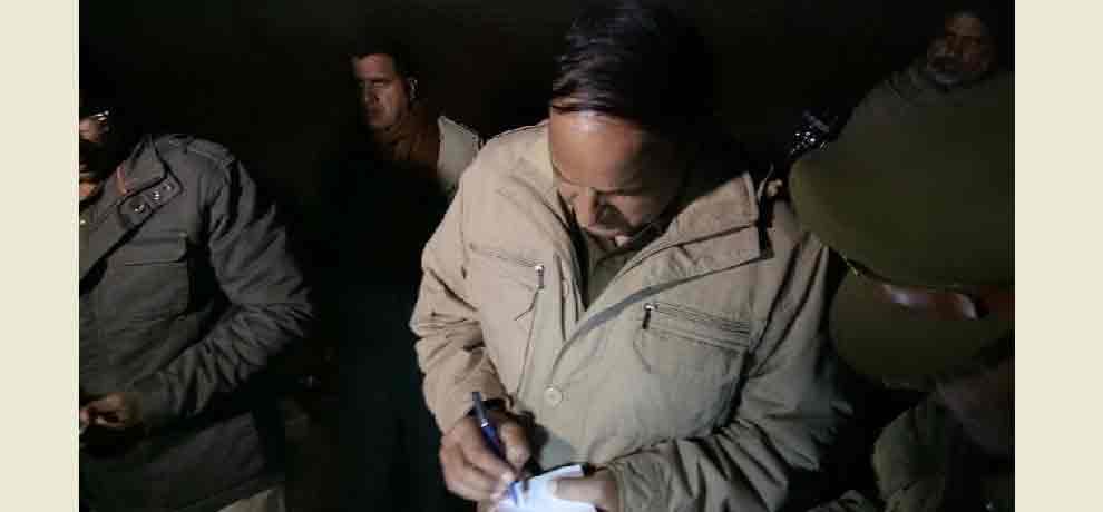 building collapsed in ghaziabad five dead 