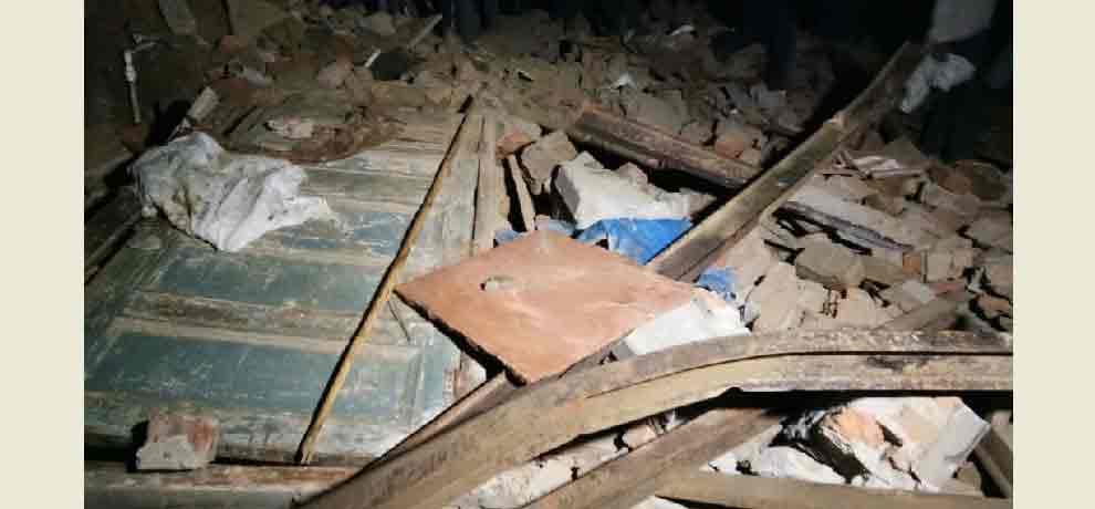 building collapsed in ghaziabad five dead 