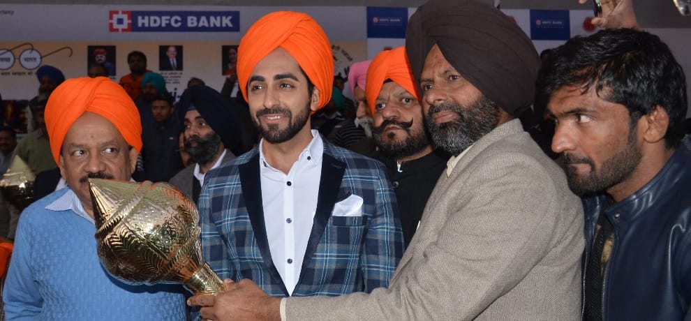 Now switch the entire Rs 1 100 money come: Dr. Harsh
