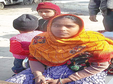 The operator disabled woman slap hit, Hungama