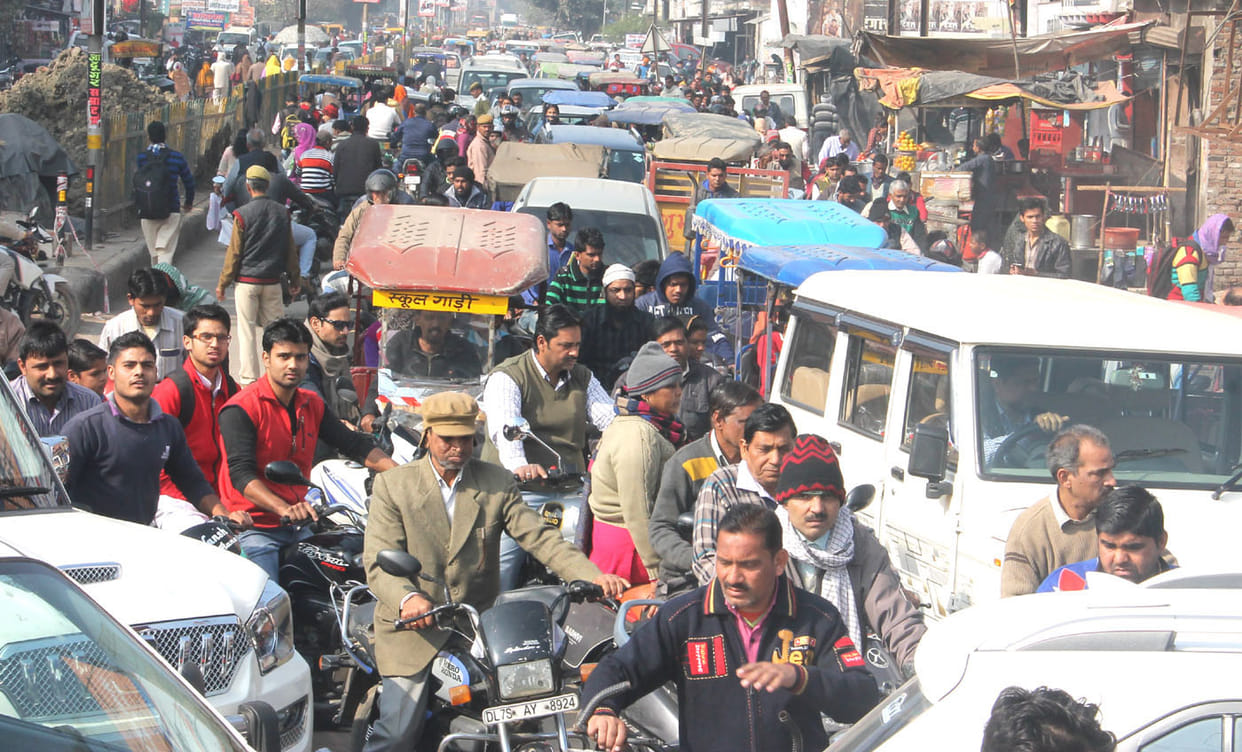 Captain stuck in the jam, do the invoicing: Spoke rule breakers