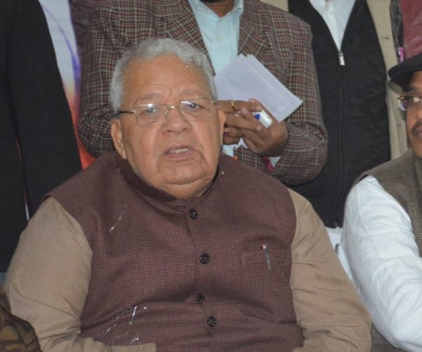 kalraj mishra speaks about giving tickets to relatives.