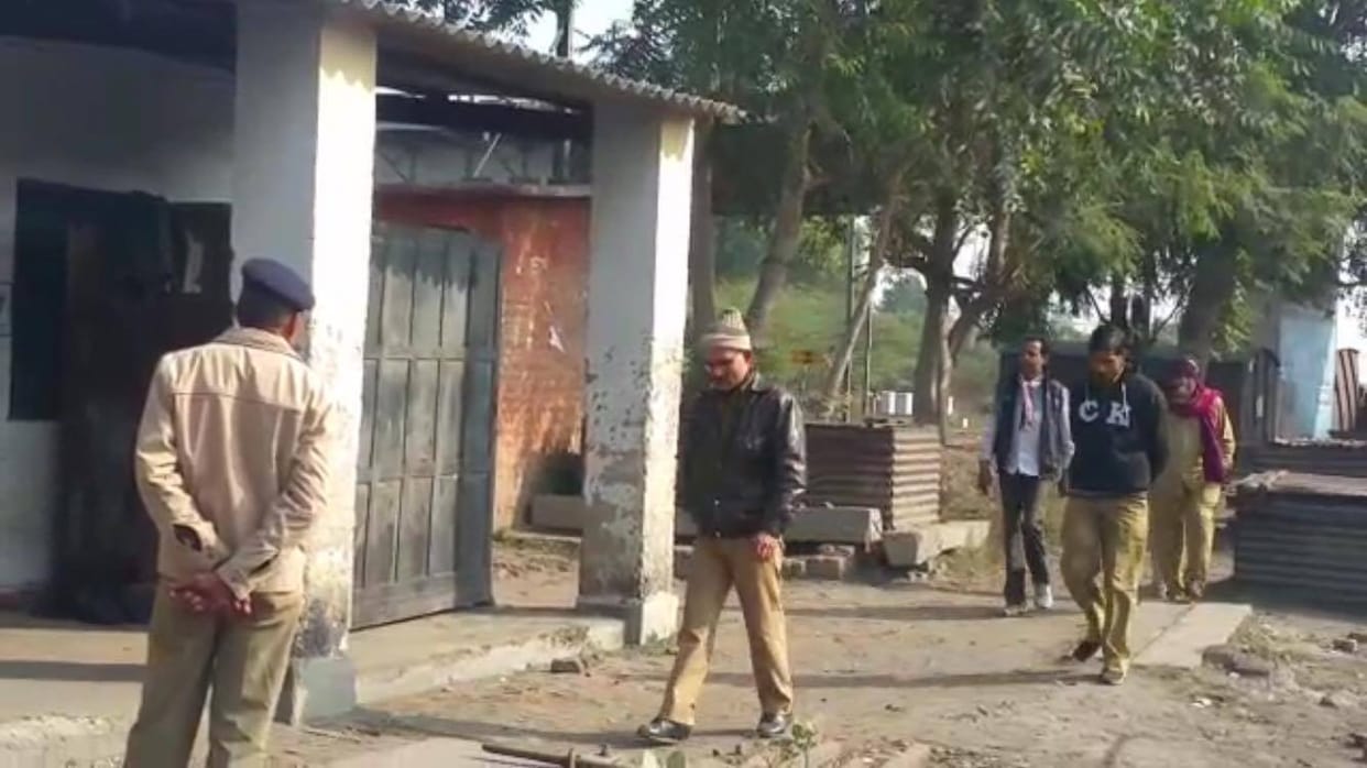 policeman Quarrel over recovery money