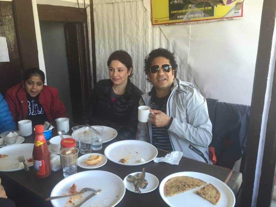 sachin tendulkar enjoing holidays with family.