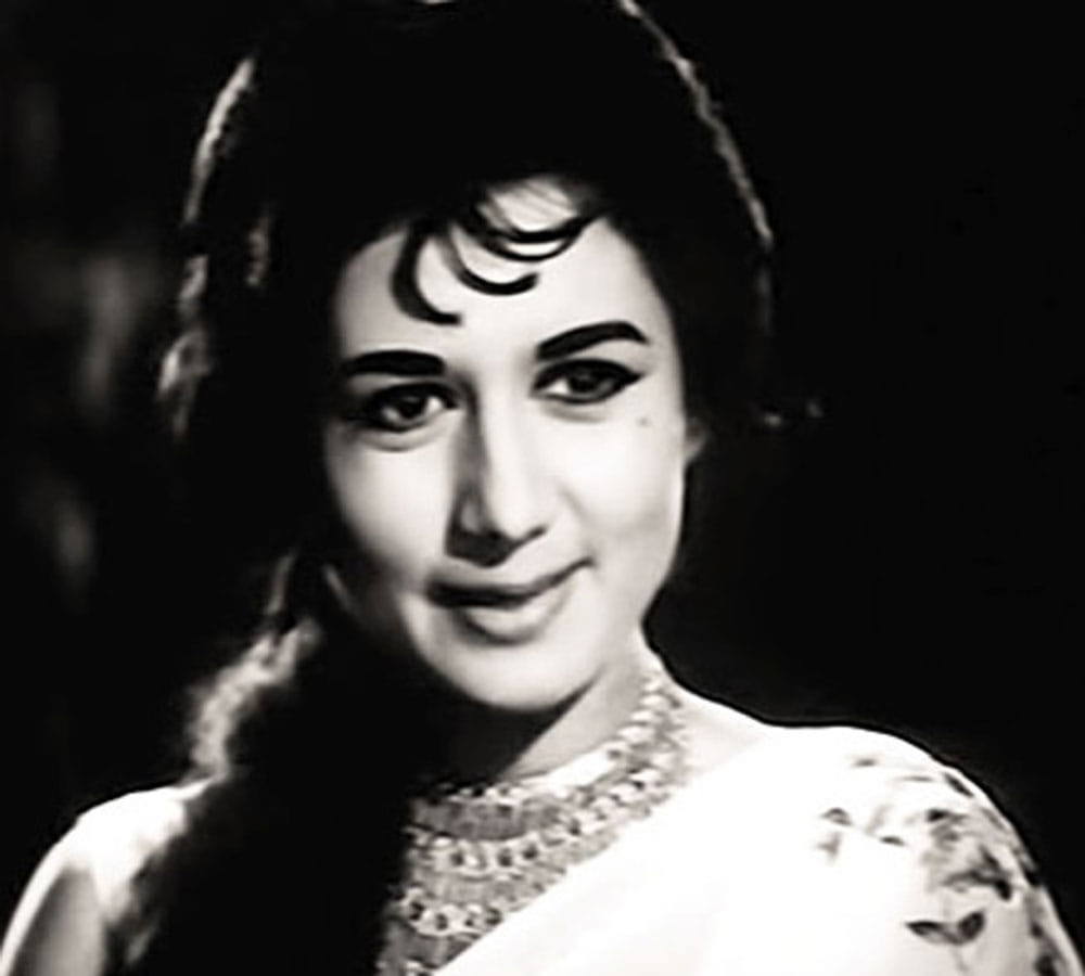 8 superhit song of Nanda on her death anniversary
