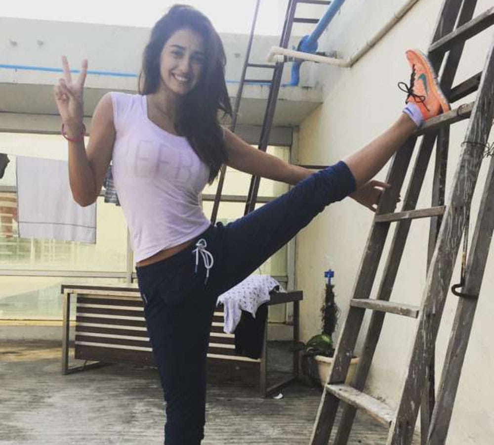 disha patani topless photoshoot