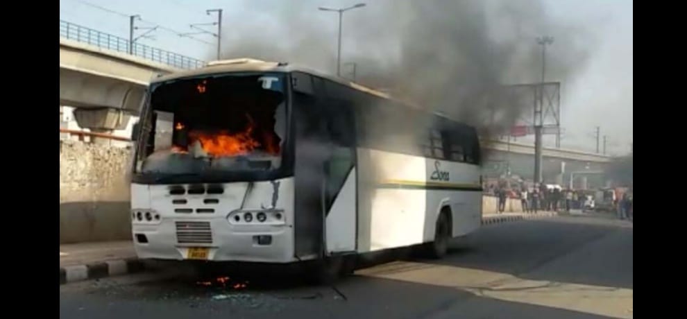 Elderly driver saved the lives of 35 students
