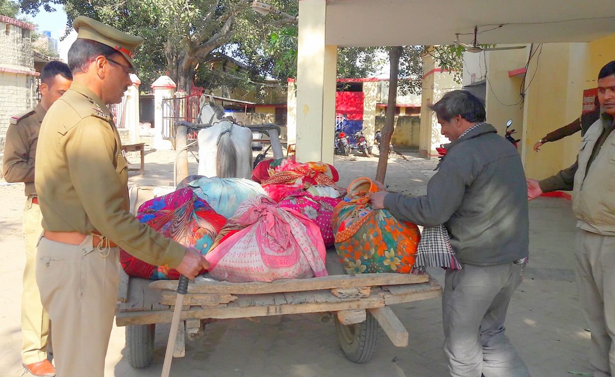 Roadways bus was getting sandalwood smuggling, eight arrested