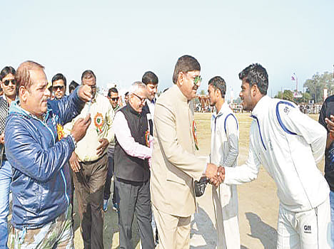 Steve won the Challenge Cup after beating Kanpur Gwalior