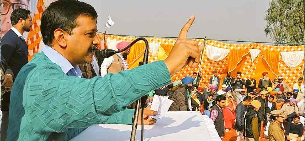 election commission ordered to file fir against arvind kejriwal