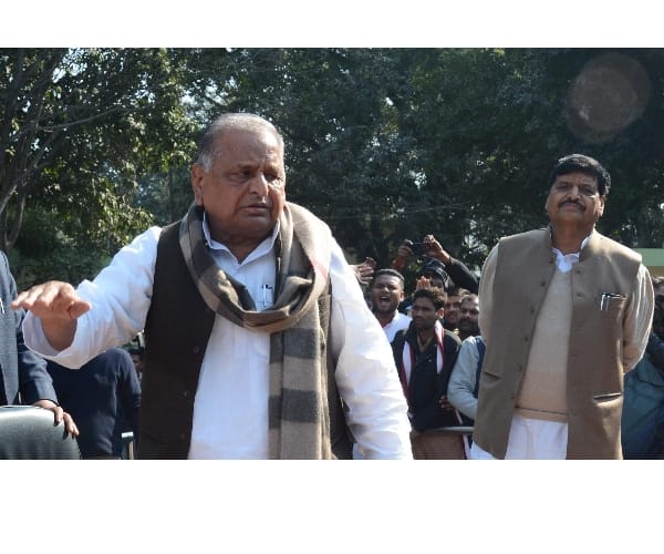  Mulayam singh yadav in SP office.
