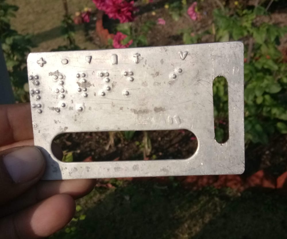 new currency recognise device for blinds