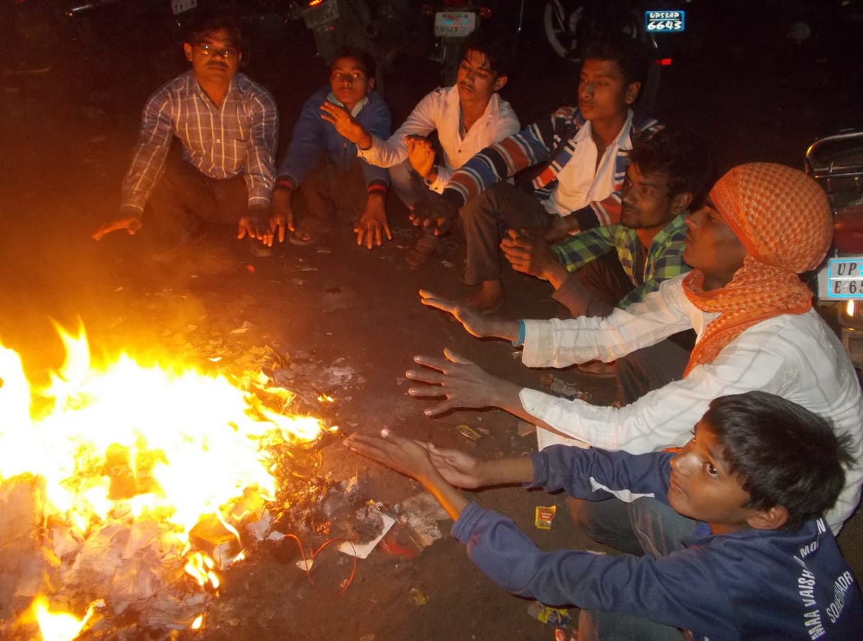 outbrake of snow in himachal will effect varanasi