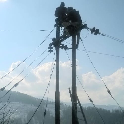 power supply yet not restored in himachal after heavy snowfall