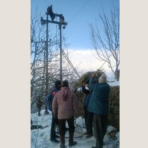power supply yet not restored in himachal after heavy snowfall